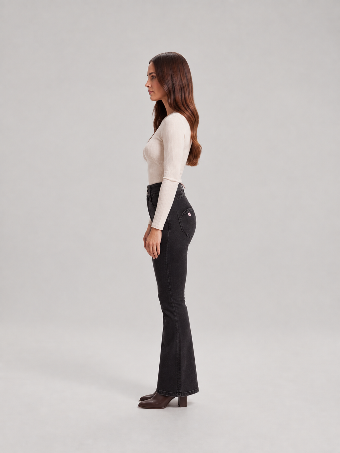 Cleona | Mid-Rise Flared Stretch Denim Jeans