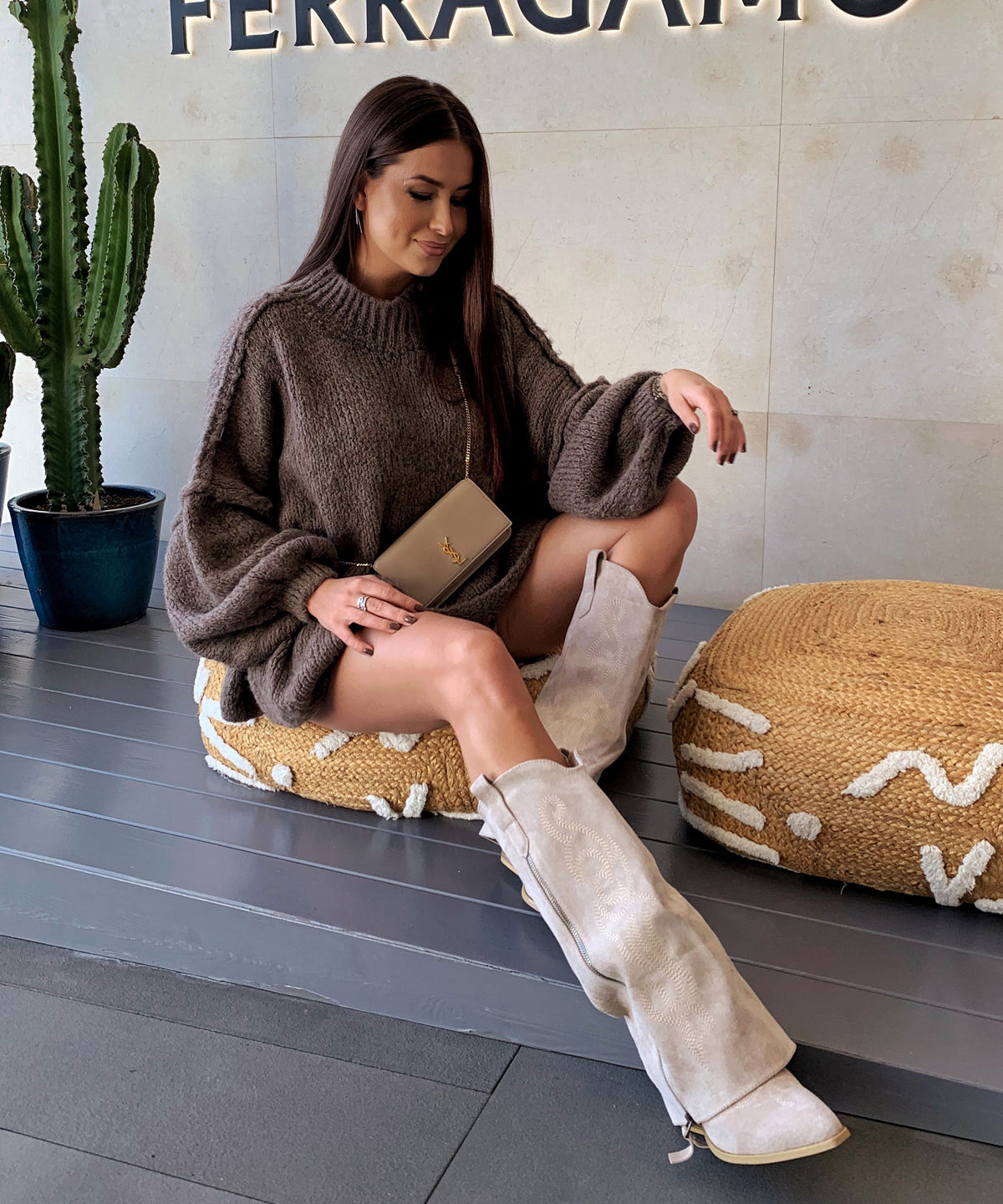 Oversized pullover “Nata” in brown