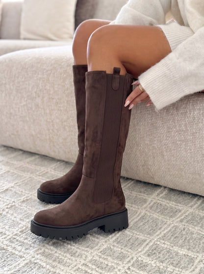 The Montreal Tall Chelsea Boot