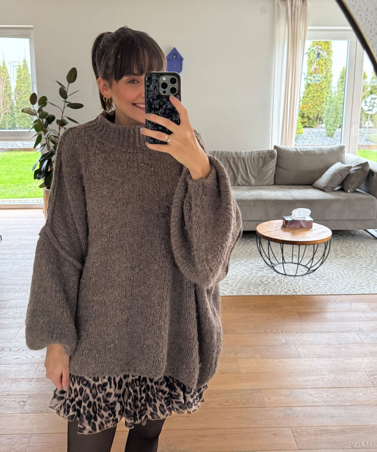 Oversized pullover “Nata” in brown